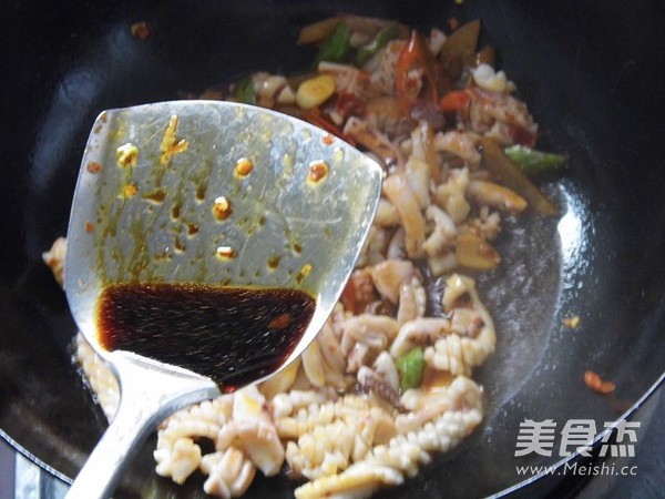 Sour and Spicy Stir Fried Squid recipe