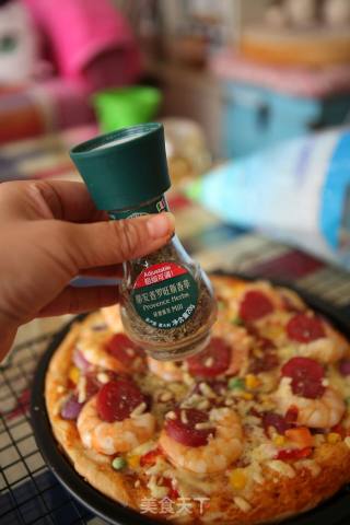 9 Inch Shrimp and Sausage Pizza recipe