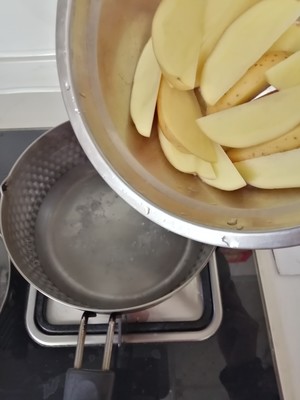 Roasted Potato Wedges with Black Pepper and Salt and Pepper recipe