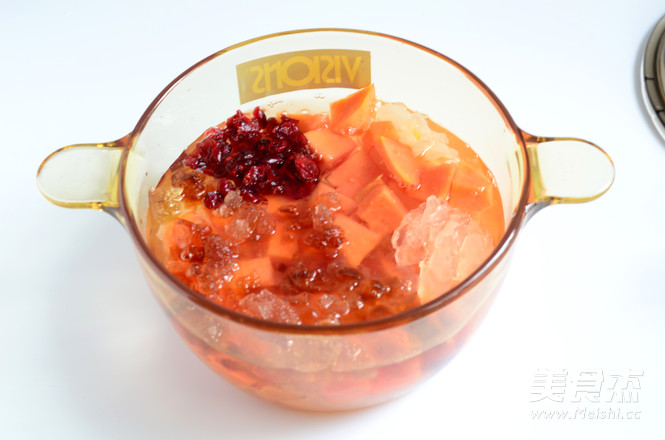 Papaya Peach Gum Tremella Syrup recipe