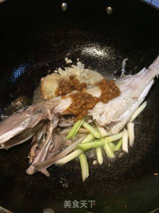 Braised Fish with Soy Sauce recipe