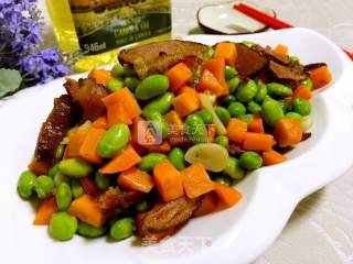 Stir-fried Bacon with Green Beans recipe