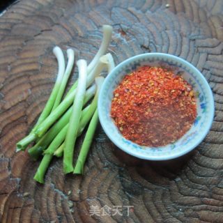 Spicy Garlic Fish with Cold Sauce recipe