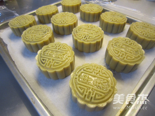 Mooncakes with Red Bean Paste and Pine Nut Filling recipe