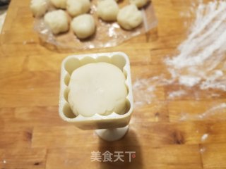 Mung Bean Paste Snowy Mooncake recipe