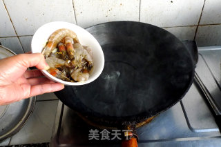 Fried Prawns with Celery recipe