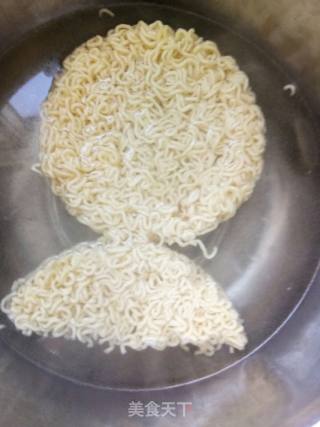 #快手懒人饭#fried Instant Noodles recipe