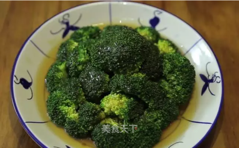Trendy People: Broccoli in Oyster Sauce recipe