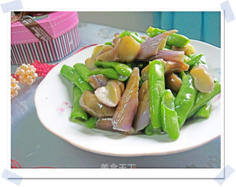 Stir-fried Eggplant with String Beans recipe