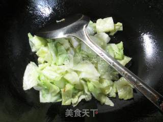 Stir-fried Sea Prawns with Cabbage recipe