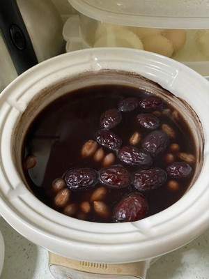 Girls with Cold Hands and Feet, Drink More Wuhong Soup that Nourishes Qi and Blood! recipe