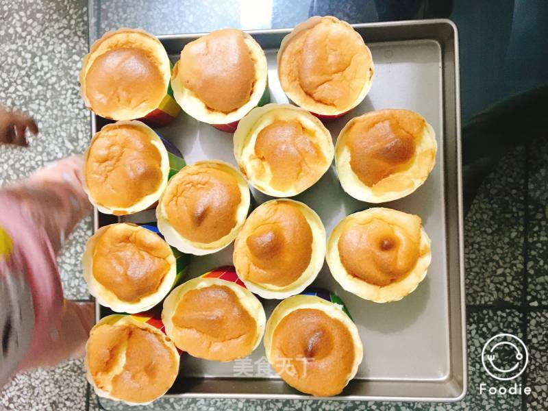 #炉美食# Chiffon Cup Cake recipe