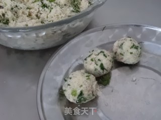 Vegetarian Meatballs with Pouring Sauce recipe