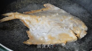 Strange Pineapple Sea Pomfret recipe