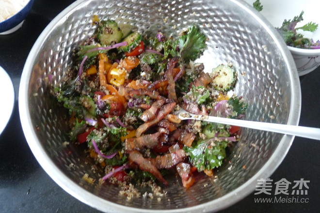 Bacon Quinoa Salad recipe