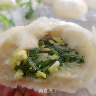 Egg Buns with Chives and Vermicelli recipe