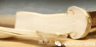 Matsutake New Zealand Flower Maw Soup recipe