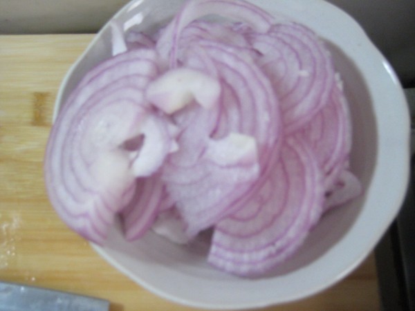 Green Pepper Mixed with Onion Shreds recipe