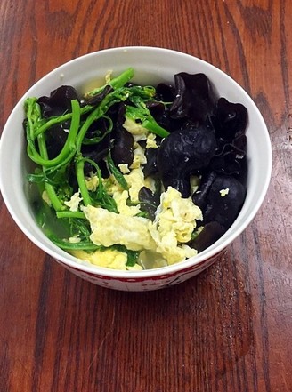 Chinese Cabbage Fungus and Egg Soup recipe