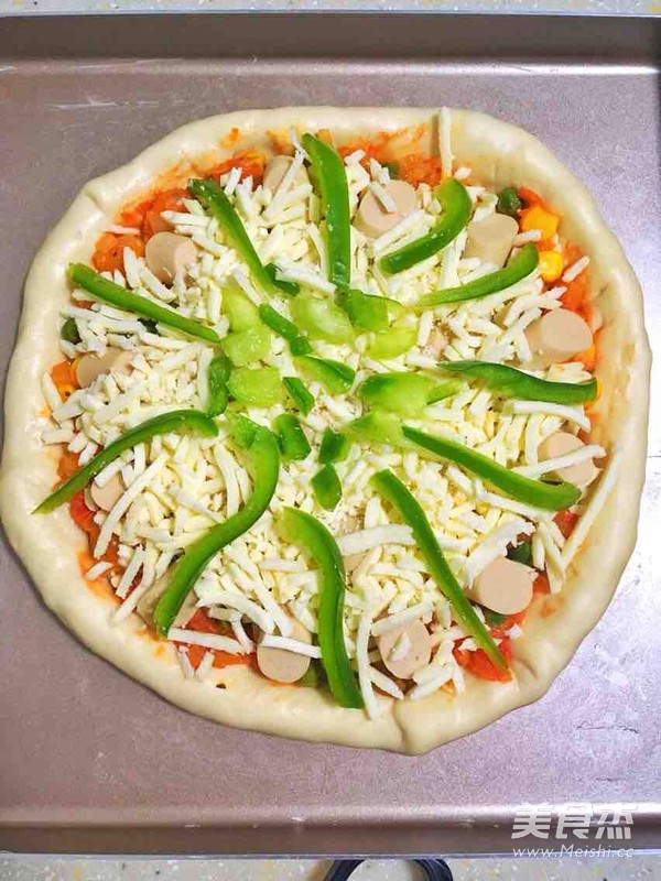 Green Pepper Chicken Sausage Pizza recipe