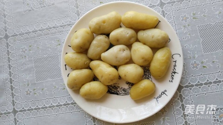 Pan-fried Baby Potatoes recipe