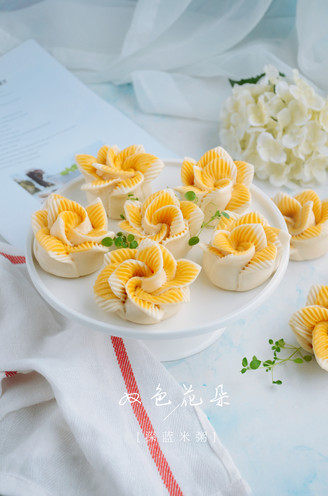 Two-color Flower Steamed Buns
