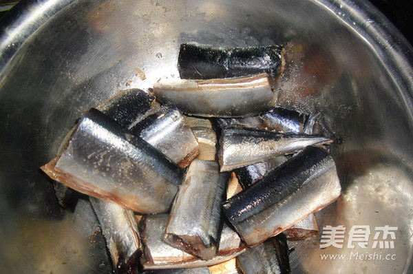 Home Stewed Saury recipe