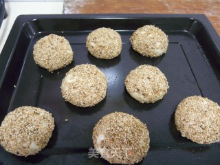 Sesame Breakfast Bun recipe