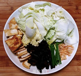 Stir-fried Cabbage with Fungus Tofu recipe