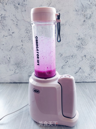 Gradient Color Juice Yogurt Cup recipe