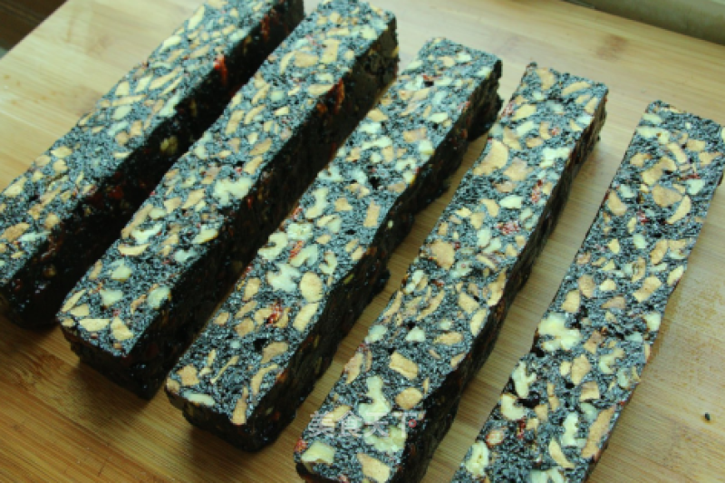 Nourishing Qi and Blood Ejiao Cake-cranberry recipe