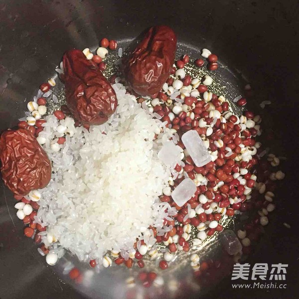 Red Bean, Barley, Red Date Congee recipe