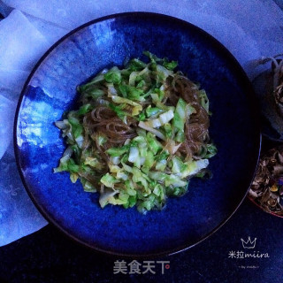 Stir-fried Vermicelli with Green Garlic Cabbage recipe