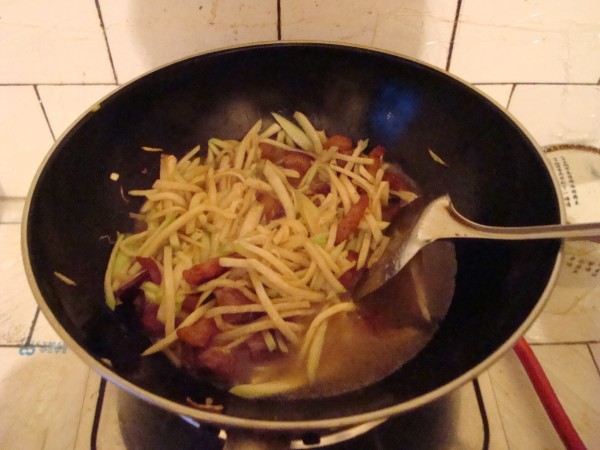 Pork and Radish Stewed Vermicelli recipe