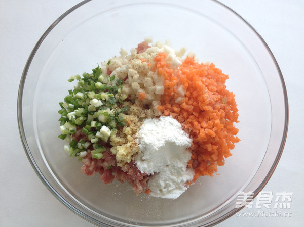 Minced Meat and Egg Rolls recipe