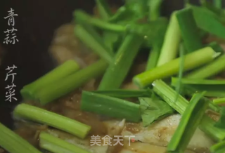 Chaoyin Trendy People: Boiled Shajian Fish with Winter Vegetables recipe