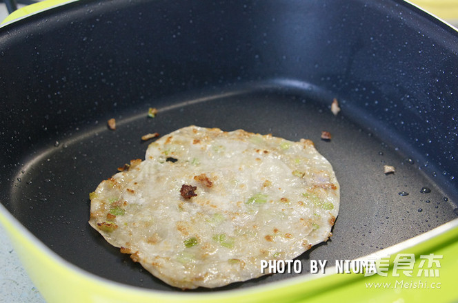 Celery Minced Meat Pancakes recipe