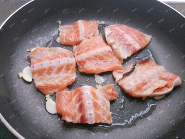 Pan-fried Salmon Steak recipe