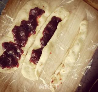 Bean Paste Long Bun recipe