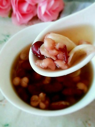 Gorgon Lily and Red Bean Soup recipe