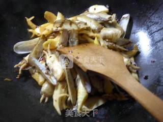 Leishan Fried Razor Clams recipe