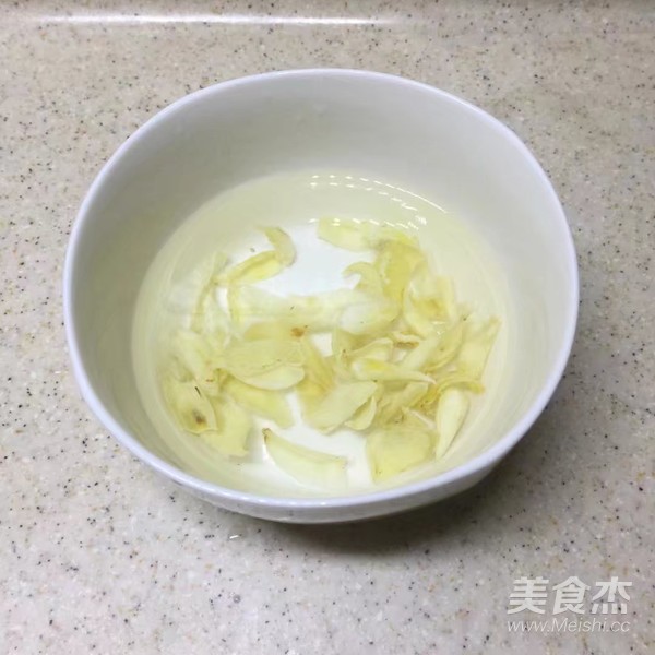 Tremella and Lily Eight Treasure Congee recipe