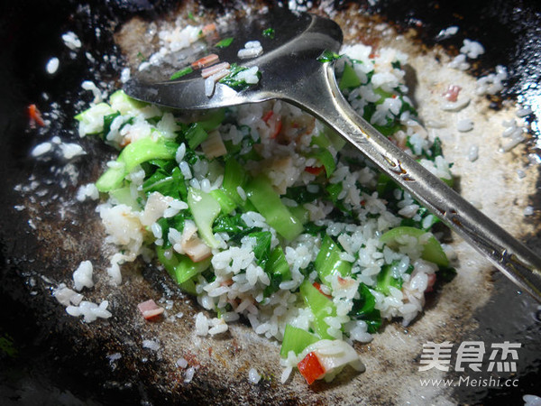 Fried Rice with Crab Sticks and Greens recipe