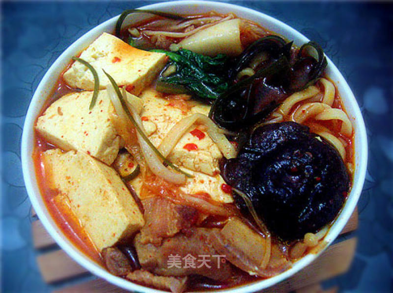 Conquer The Picky Husband's Kimchi Hot Pot Spicy Noodles recipe