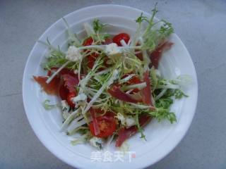 [food is Still Ring Western Food Competition Area]: The Heavy Taste in Cheese---blue Cheese Salad recipe