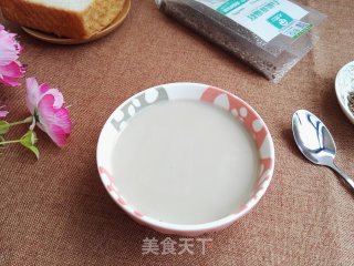 Flaxseed and Red Date Soy Milk recipe