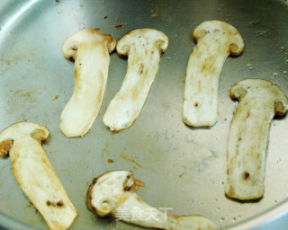 Pan-fried Matsutake recipe