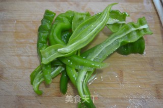 Stimulating and Flavorful [green Onions Mixed with Peppers] recipe