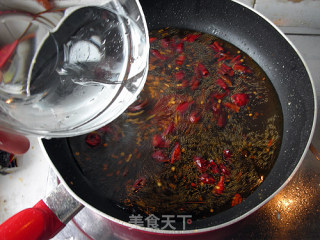 Stewed Noodles with Crucian Carp recipe