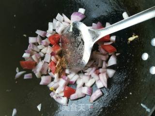 Tomato Black Pepper Fusilli Noodles recipe